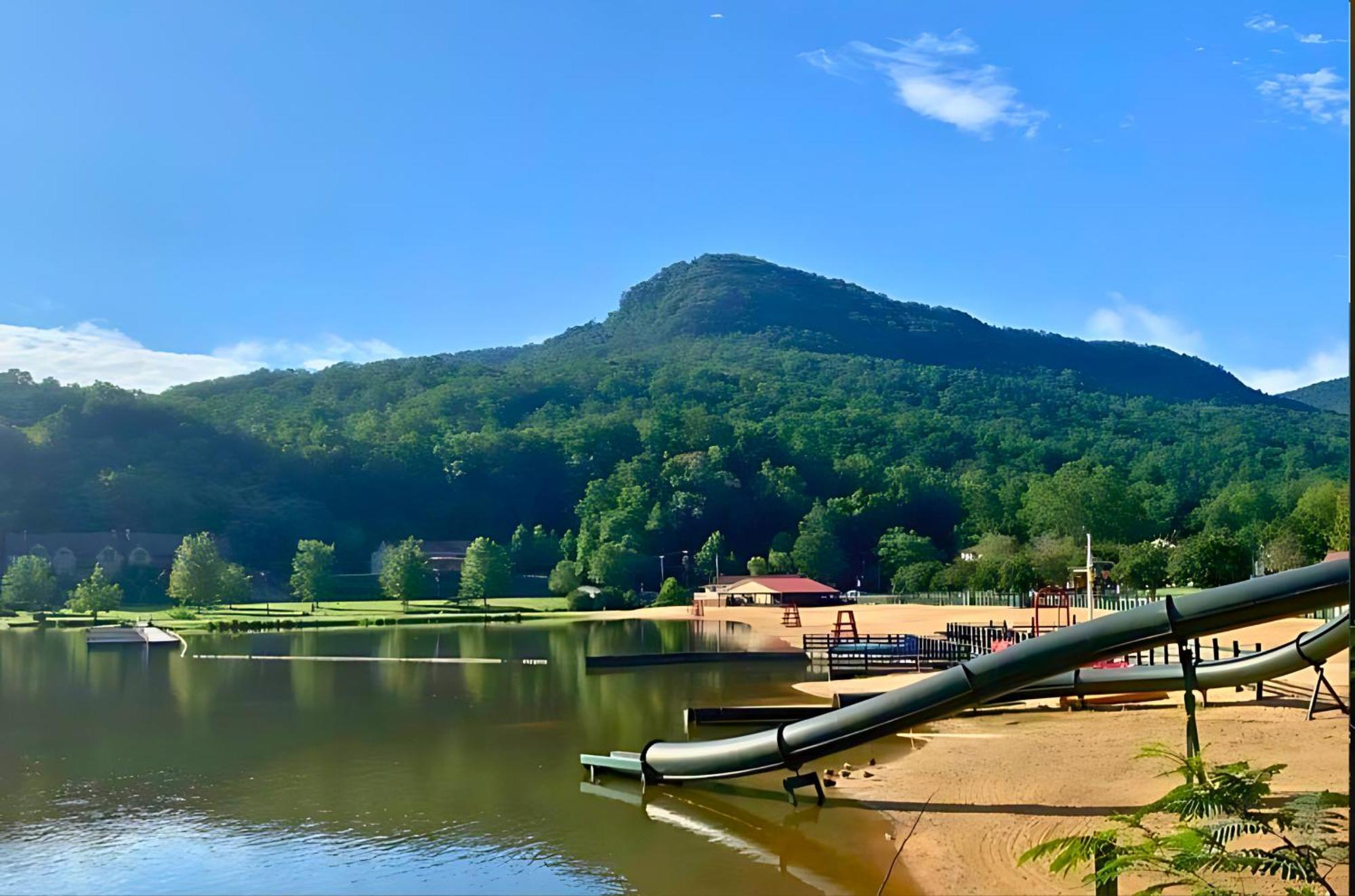 Dreaming Tree Of Lake Lure Villa Mill Spring Exteriör bild